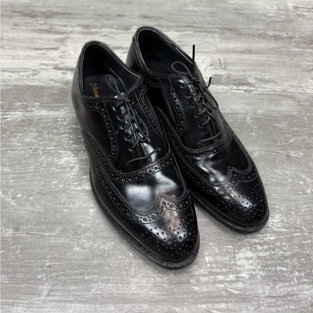 NEW Johnston & Murphy Black Wingtip Oxfords 8.5 D